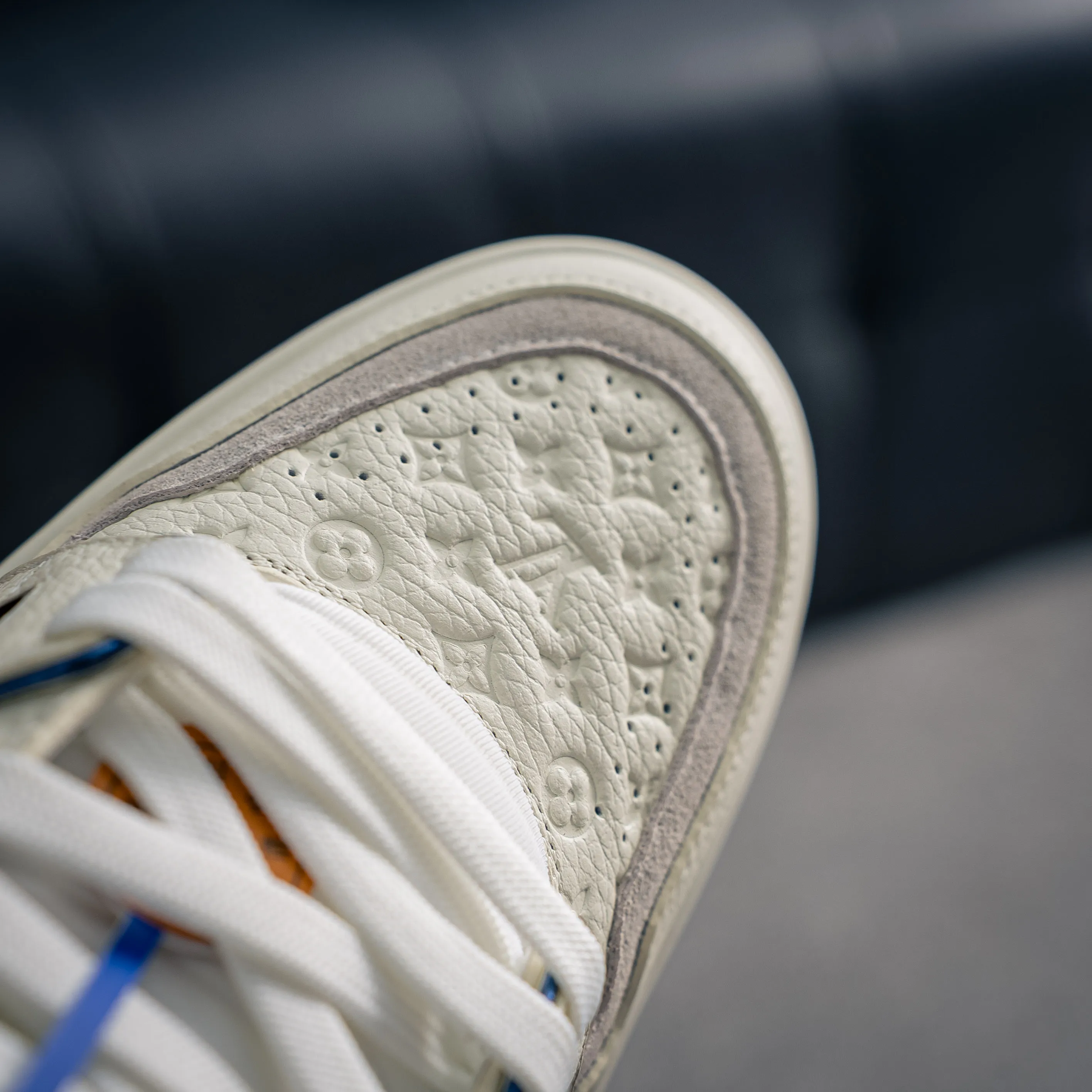 # LV- - trainer 2026 New Arrival 1：1 ！！ Shoes Cowhide Leather ， LOGO ， Breathable ， 。